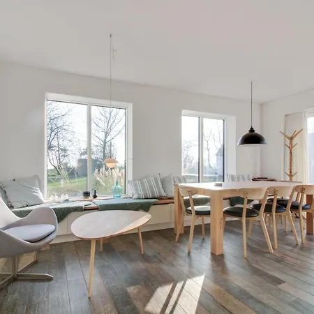 Benna - 120m From The Sea By Interhome *